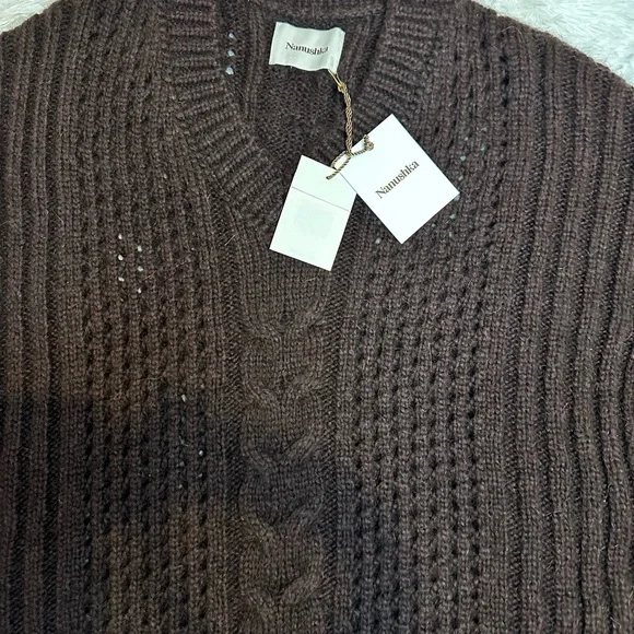 NWT! NANUSHKA ARWAN CHUNKY CABLE KNIT - Picture 3 of 7
